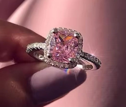 anillo piedra rosa cuadrada