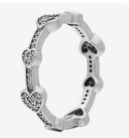 anillo P corazones churumbela