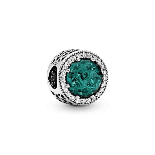 charm p radiante verde
