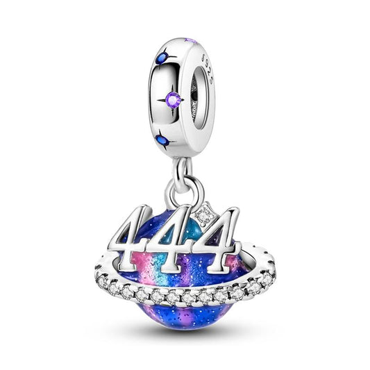 charm p 444 suerte