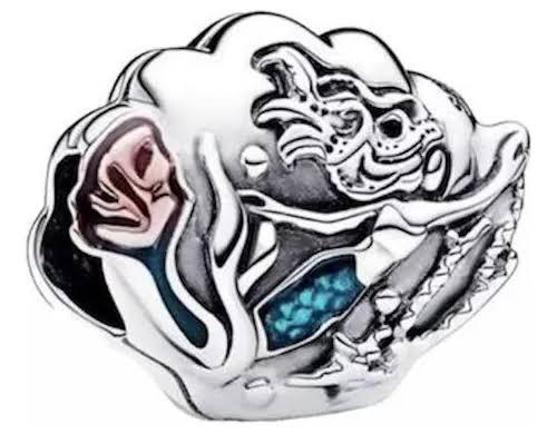 charm p sirena concha