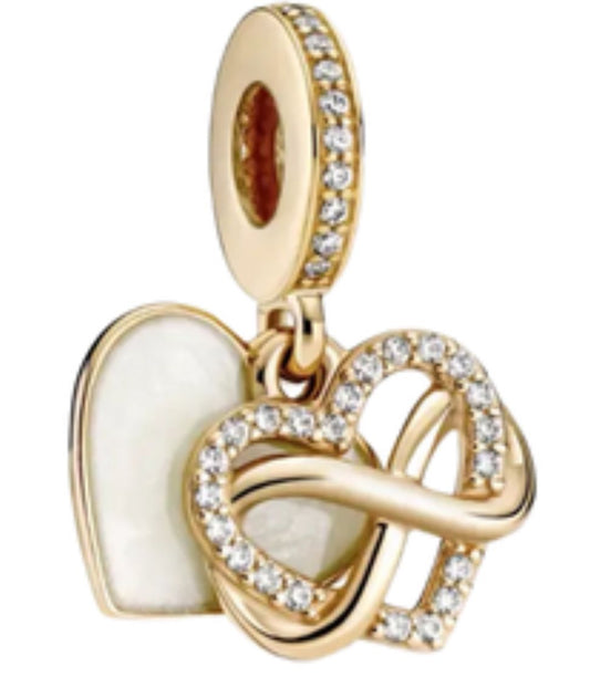 charm p dorado corazon infinito