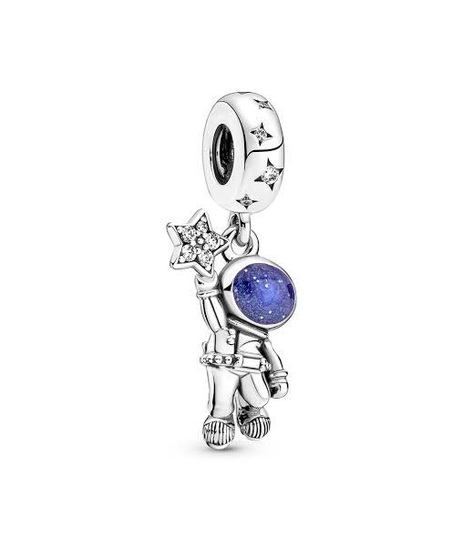 charm p astronauta