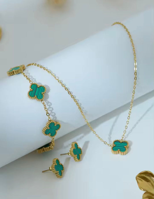 Juego VC aretes collar y brazalete verde con dorado